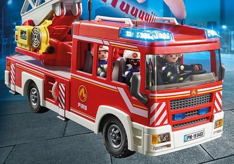 Zestaw z figurkami City Action 9463 Samochód strażacki z drabinąIVET.PL - Modna odzież