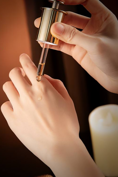 Wybielający olejek do twarzy MERCILEN Whitening Facial OilIVET.PL - Modna odzież