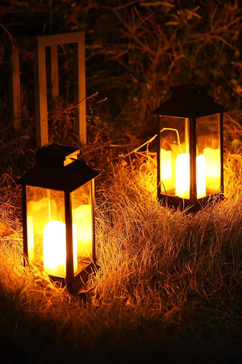 Lampa solarna TRIOMEDO, Kolor : czarny, IVET.PL - Modna odzież