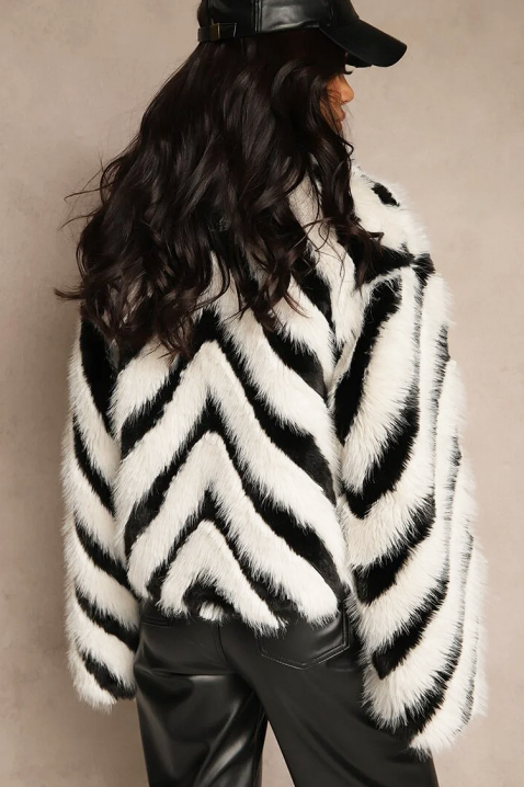 Płaszcz TIGRELZA WHITE, Kolor : biały, IVET.PL - Modna odzież