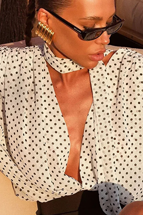 Koszula damska w białe groszki z dekoltem w serek i efektownym krawatem VIALINA, Kolor : biały z czarnym, IVET.PL - Modna odzież