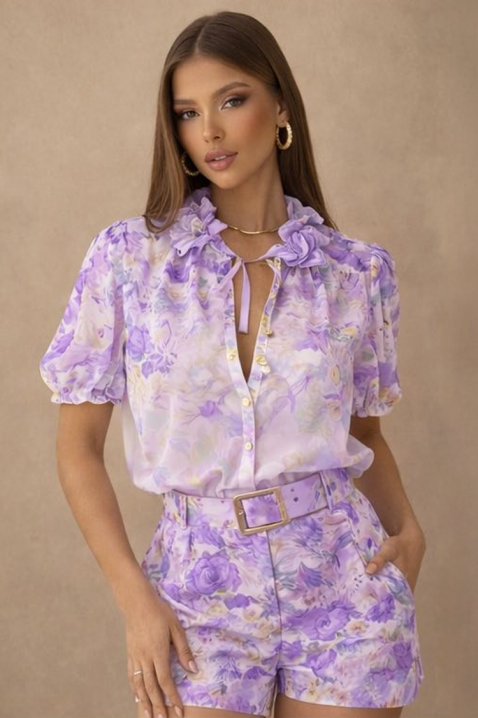 Zwiewny komplet damski w kwiaty z bluzką i szortami JULIENA LILA, Kolor : fioletowy, IVET.PL - Modna odzież