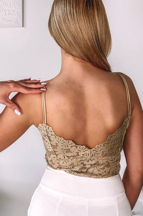 Elegancki koronkowy top damski na cienkich ramiączkach i efektownym tyle CALVESA BEIGEIVET.PL - Modna odzież