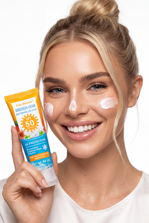 Nawilżający i chłodzący krem ​​przeciwsłoneczny do twarzy i ciała Kiss Beauty Watermelon Mint SPF 50 PA++++IVET.PL - Modna odzież