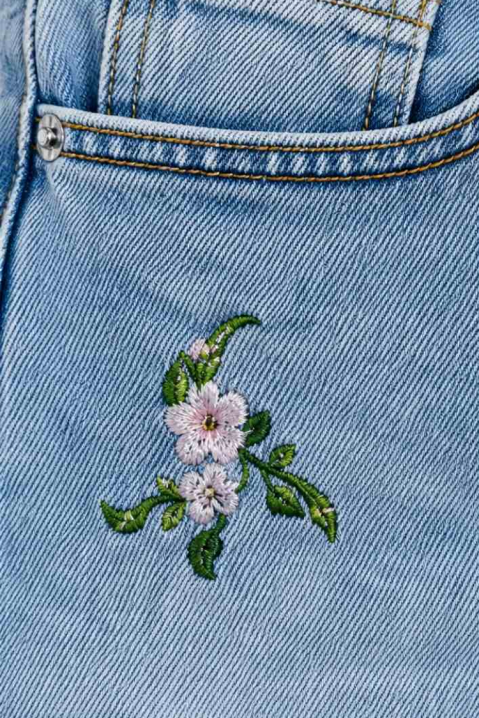 Damskie szorty jeansowe z wysokim stanem i kwiatowym haftem FLARENA, Kolor : denim, IVET.PL - Modna odzież