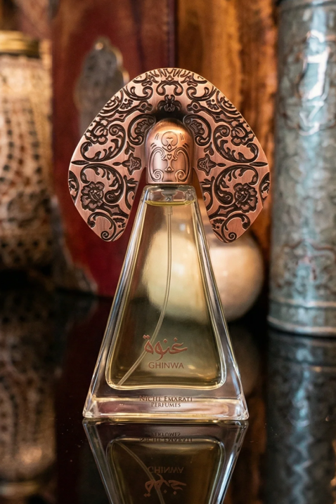 Perfumy arabskie Lattafa Niche Emarati Perfumes Ghinwa EDP 100 mlIVET.PL - Modna odzież