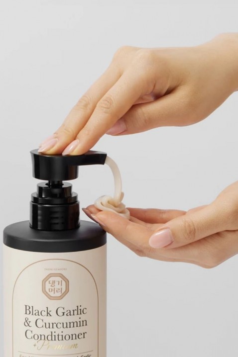 Daeng Gi Meo Ri Black Garlic & Curcumin Treatment 500 mlIVET.PL - Modna odzież