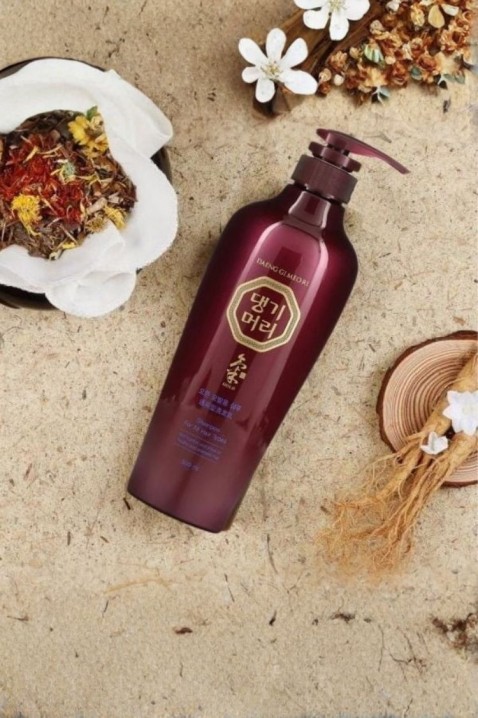 Daeng Gi Meo Ri Shampoo For Oily Scalp Renewal 500 mlIVET.PL - Modna odzież
