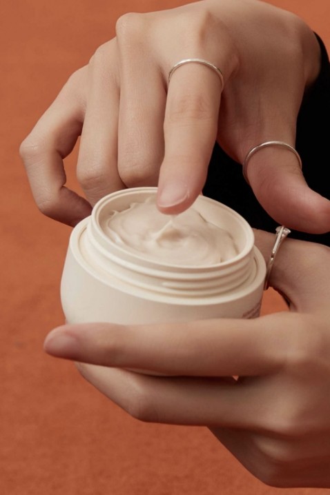 Fraijour Alchemic Ginsenoside Intense Firming Cream 50 mlIVET.PL - Modna odzież