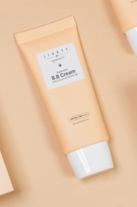 JIGOTT Signature Sunscreen B.B Cream SPF 50+ 50 mlIVET.PL - Modna odzież