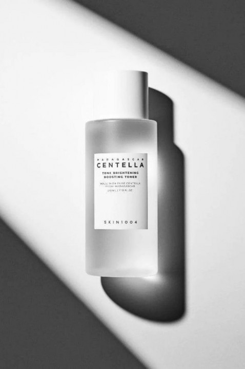 SKIN1004 Madagascar Centella Tone Brightening Boosting Toner 210 mlIVET.PL - Modna odzież