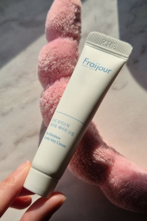Fraijour Pro Moisture Cerato Airy Cream 10 mlIVET.PL - Modna odzież