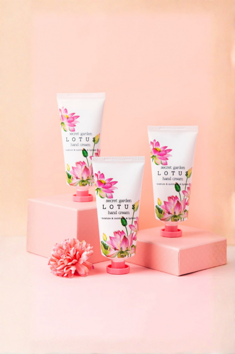 Jigott Secret Garden Lotus Hand Cream 100 mlIVET.PL - Modna odzież