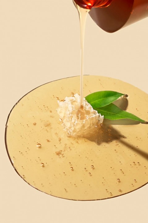 Daeng Gi Meo Ri Professional Honey Therapy PLUS Shampoo 500 mlIVET.PL - Modna odzież
