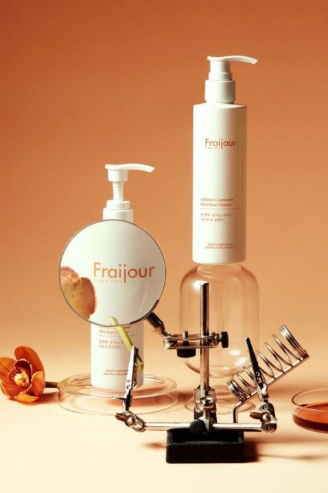 Fraijour Alchemic Ginsenoside Oil to Foam Cleanser 210 mlIVET.PL - Modna odzież
