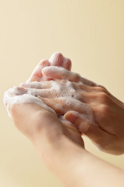 SomeByMi Yuja Niacin Brightening All-in-one Cleanser 100 mlIVET.PL - Modna odzież