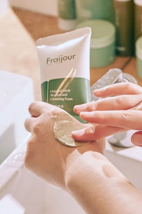 Fraijour Original Herb Wormwood Cleansing Foam 150 mlIVET.PL - Modna odzież