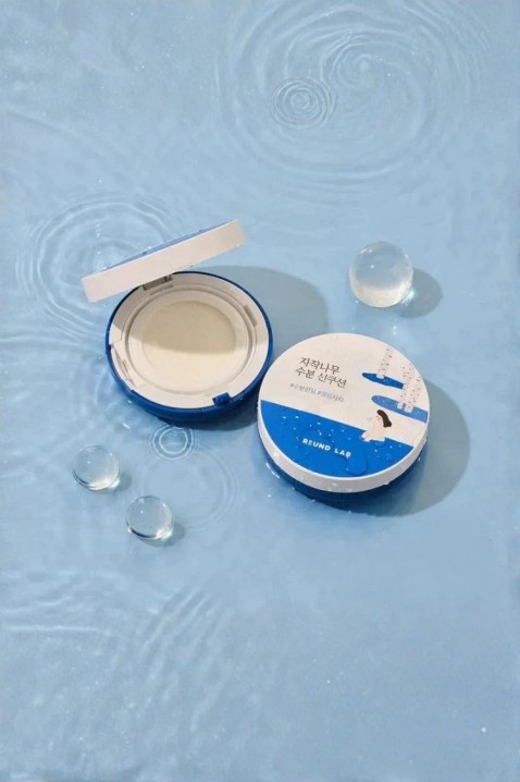 ROUND LAB Birch Juice Moisturizing Sun Cushion 15 gIVET.PL - Modna odzież