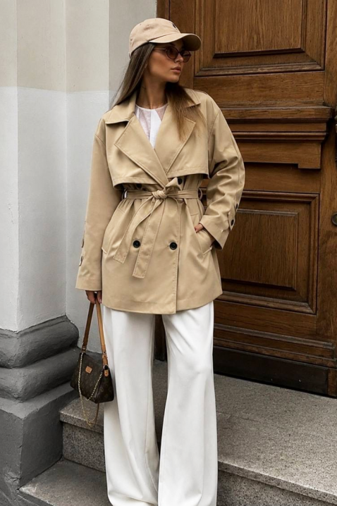 Damski trencz z paskiem i dwurzędowym zapięciem EMALIANA BEIGE, Kolor :  beżowy, IVET.PL - Modna odzież