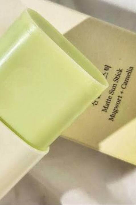 Beauty of Joseon Matte Sun Stick: Mugwort+Camelia, 18 mlIVET.PL - Modna odzież