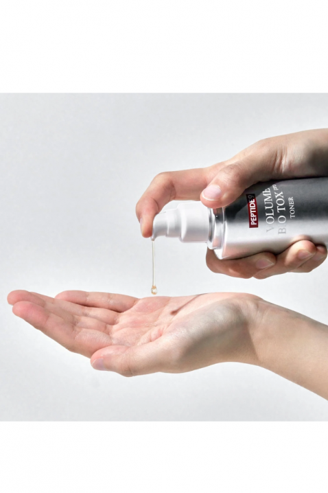MEDI-PEEL Facial toner with peptide complex Peptide 9 Volume Bio Tox Toner PRO 250 mlIVET.PL - Modna odzież