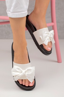 Klapki damskie TRAKIANA WHITE