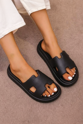 Klapki INIRSELVA BLACK