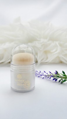 Rozświetlacz LUXELUX Radiant Glow PEARL