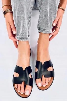 Klapki HERMESINA BLACK