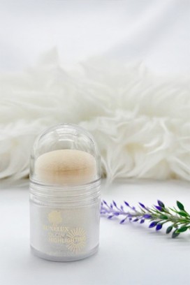 Rozświetlacz LUXELUX Radiant Glow PEARL