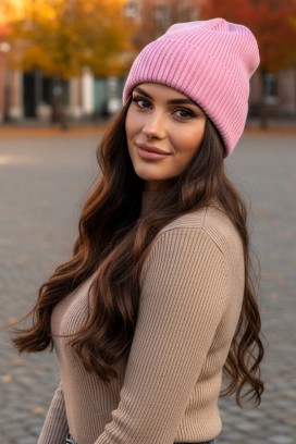 Czapka SNEROLZA PINK