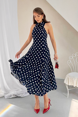 Damska sukienka midi w groszki z odkrytymi plecami i eleganckim krojem NOVENTRA NAVY