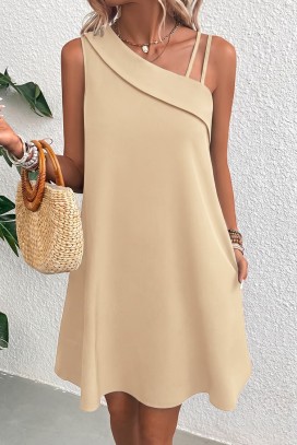 Elegancka krótka sukienka z asymetrycznym dekoltem i luźnym fasonem IVRINIA BEIGE
